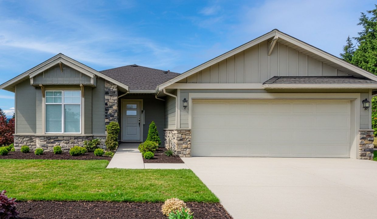 Downsizing in Johnson County patio home community